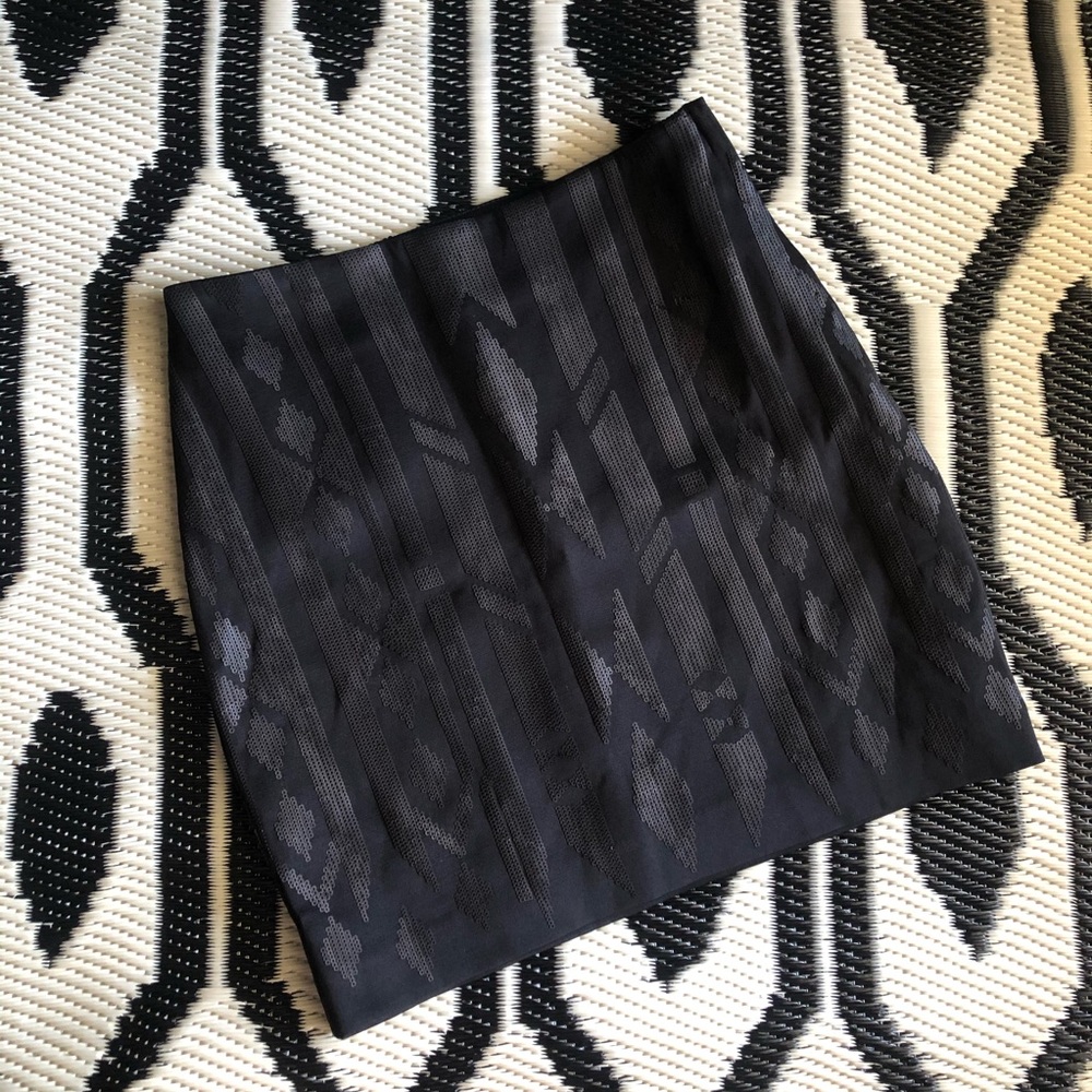 H&M black sequined mini skirt size 4